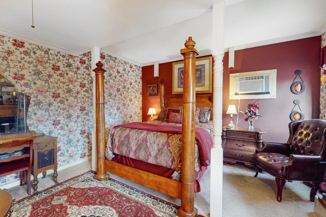 Bridgeford House Villa Eureka Springs Room photo